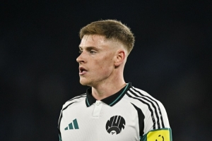 戈登10球+巴恩斯6球，，，，，，欧冠首次有同队两名英格兰球员合计打进16球_24直播网