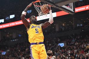 雷迪克：艾顿本赛季为我们赢下许多角逐 本场体现对他信心有资助_24直播网