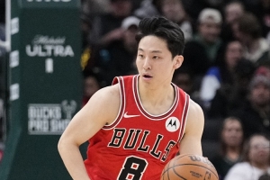 河村：我的生涯很简朴 就是睡觉&训练&用饭 一切都是为了篮球_24直播网