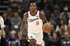 邓恩：若能入选最佳防阵对我意义重大 但我不想去琢磨投票人_24直播网