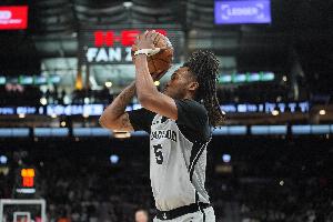 米奇：卡斯尔体现堪称征象级 全队掷中率提升归功于战术执行&意识_24直播网