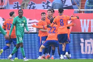 体坛王晓瑞揭秘泰山连胜背后：2比9是一剂良药 3天狂练9小时！_24直播网