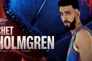 切特转发ESPN给自己制作的视频封面：肯定是AI整的 我看吐了?_24直播网