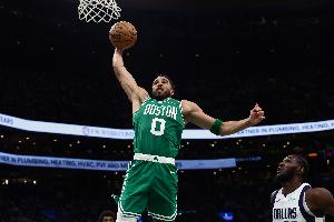 奥特谈塔图姆回归：向他致敬 他回归后绿军没泛起任何磨合问题_24直播网