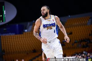 惋惜难救主！麦基小节一连要害分 9中6&11罚10中空砍22分10板_24直播网