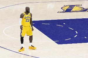 彻底放权！詹姆斯已经一连8场脱手15次或以下 生涯前22年最多4场_24直播网