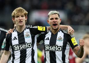 家要散了？？？？太阳报：托纳利、吉马良斯与曼联传绯闻，，枪手有意戈登_24直播网