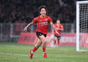 邦本宜裕：点射破门并收获一场大胜很兴奋，，为了球迷要赢更多角逐_24直播网