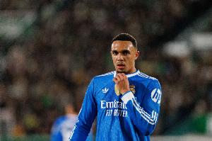 鲁尼：惊讶阿诺德未入选英格兰名单 有球的他没英格兰球员能匹敌_24直播网