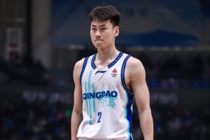 最强二轮秀！王睿泽10中6拿到17分4助 三分6中3_24直播网