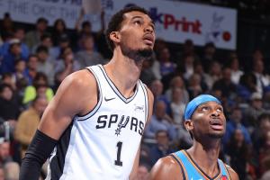 官网最新MVP榜：文班突破SGA垄断登顶榜首 约东排列三四 布朗第五_24直播网