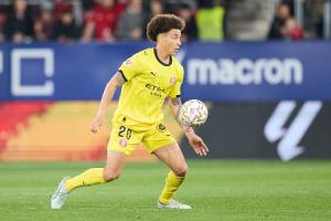 阿斯：维特塞尔想和赫罗纳续约一年，，，并加入生涯最后一次天下杯_24直播网