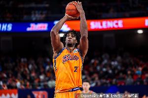 白边：NBA节奏更快 但CBA的反抗很强烈 这里的球员不会频仍假摔_24直播网