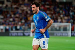 记者：托纳利想未来重返意甲&他是米兰死忠 意甲球队现在无力肩负_24直播网