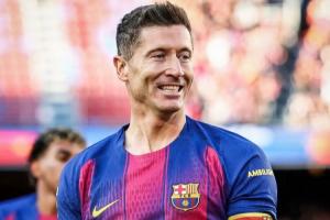 罗马诺：巴萨愿为莱万提供降薪续约条约，，多家俱乐部关注球员_24直播网