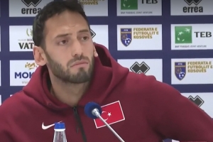 恰尔汗奥卢：由于02土耳其神往天下杯，，，，，，现在轮到我上场了_24直播网