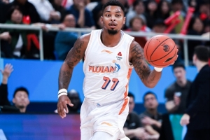 毫无状态！皮特森出战12分钟 8中2&三分6中1 正负值-16_24直播网