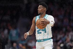 手感好得多攻！布兰登·米勒打满首节 5中5&三分3中3轰下16分！_24直播网