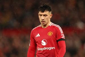 英媒：利桑德罗·马丁内斯已恢复室外训练，，，，，，正全力争取复出_24直播网