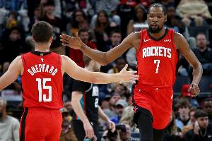 17分大胜！火媒：近期最佳胜利 KD延续最佳阵赛季 申京默默砍两双_24直播网