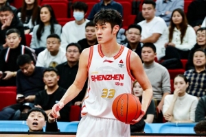 记者：重回四强是深圳当下的目的 王浩然成进攻端最稳固的火力点_24直播网