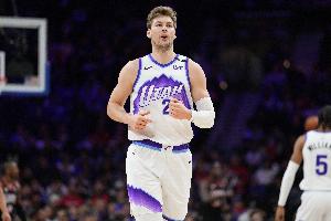 撑起球队进攻！菲利波夫斯基15中9得25分12板3助1盖帽_24直播网