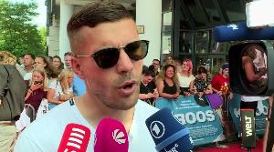 波多尔斯基：希望翁达夫延续优异状态 我们应为拥有卡尔感应兴奋_24直播网