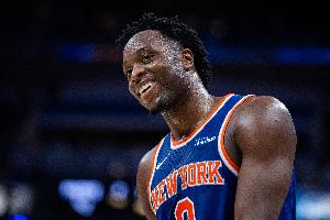 小节狂轰17分6板！阿努诺比17中8拿下25分13板3助1断2帽_24直播网