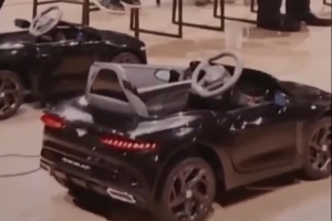 韦德：06夺冠后奥尼尔允许送宾利 等了20年终于到了?你敢信？？？？？_24直播网