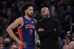 活塞主帅：坎宁安天天在好转是好事 皇家国际阵容深度很足_24直播网