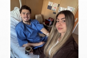 早日康复！帕尼切利社媒晒术后照片报平安_24直播网