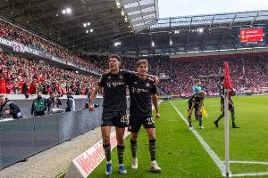 小鬼当家！比朔夫20岁打入拜仁处子球 18岁卡尔赛季9球泡芙也才21_24直播网