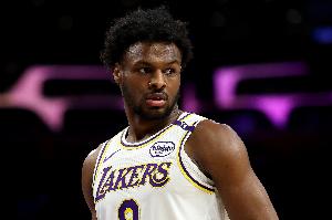 2年前的今天：布朗尼宣布加入2024年NBA选秀 同时保存大学资格_24直播网