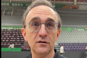 乌戈：新外助在德国联赛体现很好 希望他在篮板方面提供资助_24直播网