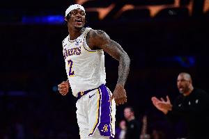 湖人挑战独行侠 范德比尔特状态升级为可以出战！_24直播网