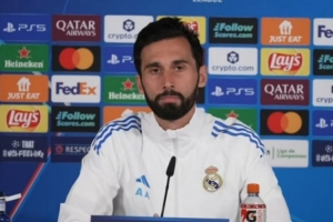 阿韦洛亚：没想过这轮镌汰赛出局可能 有球时拜仁会主导边路进攻_24直播网