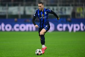 49球51助！助攻恰20打进天下波，，泽林斯基在意甲已加入100球_24直播网