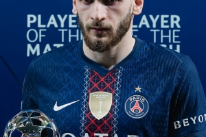 超强个人能力打进1球！官方：K77中选2-0战胜利物浦全场最佳球员_24直播网