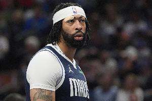 浓眉：生意后尼科给我打电话“早告诉过你 总有一天会把你弄来”_24直播网