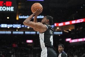 ？？？？？？怂梗褐懊煌撇馇蚨颖救颈涞迷圃凭 以为可能要两年后_24直播网