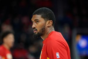 直播吧：卫冕冠军广厦靠近签下前NBA中锋马利克·威廉姆斯_24直播网