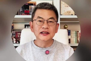 苏群：绿军在坚持三分理念的基础上举行了修正 进攻手段更富厚了_24直播网