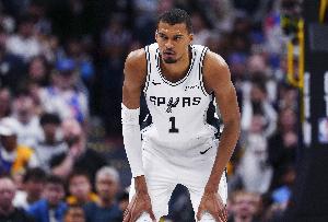 文班亚马：65场规则很好 我感受就像是完成了一个使命_24直播网