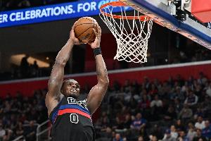 5犯影响施展！杜伦22分钟11中8高效拿下20分9板4助_24直播网