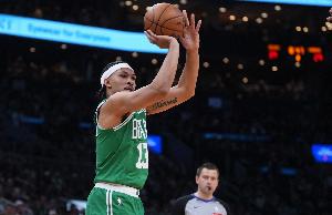 小哈珀：能成为绿军一员对我职业生涯意义重大 谢谢现在的处境_24直播网