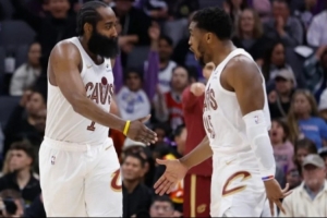 季后赛前瞻开启_24直播网