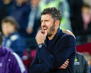 TA：曼联不太可能在赛季竣事前任命正式主帅 B费冲单季20助纪录难_24直播网