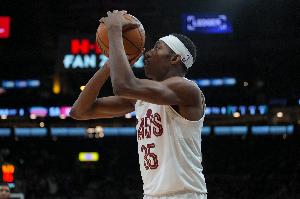 今天我主攻！汤姆林砍生涯新高26分加8板5助 向导骑士8人上双收官_24直播网