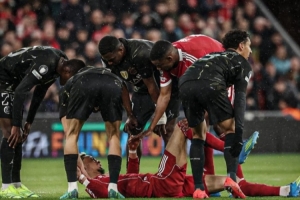 邪门！利物浦2.4亿欧买伊萨克+；；；；；；倏，，，，，，前者骨折回归后者又重伤_24直播网