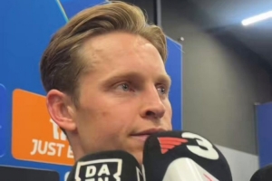 德容：这轮镌汰赛我们运气不佳，，，，，但球队走在准确蹊径上_24直播网